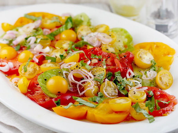 Recipes_Heirloom-Tomatoes-Salad